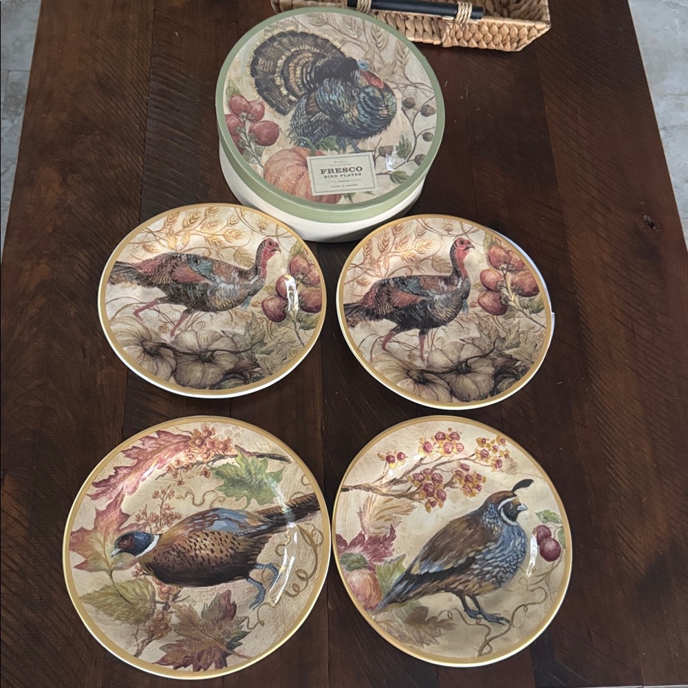 Pottery Barn Fall Bird Salad Plates - Set of 4 (Olive/Tan)